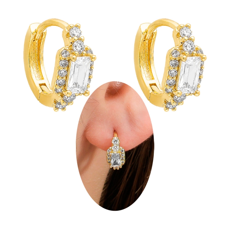 Foto 1 do Produto Brinco de argola articulado folheado a ouro com micro-zircônias e pedra carrê em zircônia