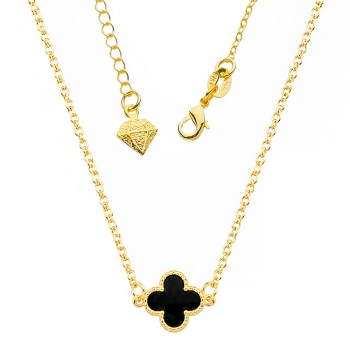 Gargantilha Virginia com pingente trevo preto folheada a ouro